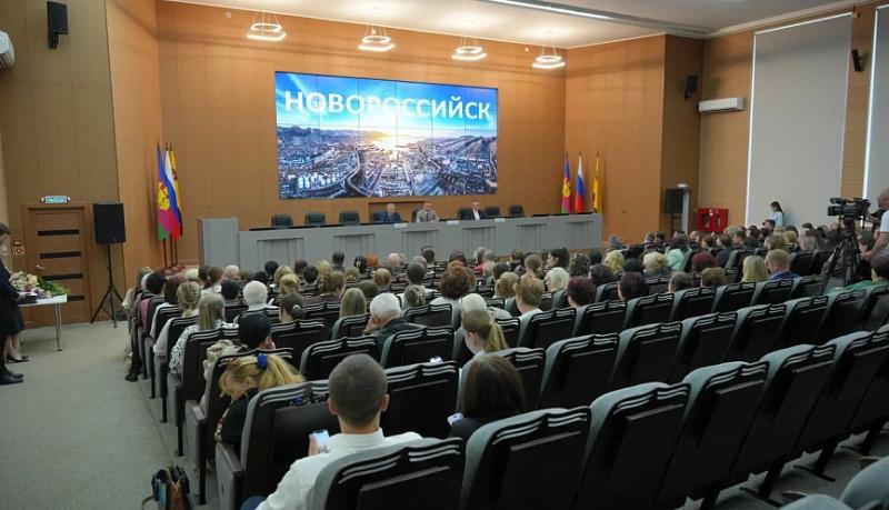 Андрей Кравченко поблагодарил представителей ТОС Новороссийска за инициативность и активную гражданскую позицию