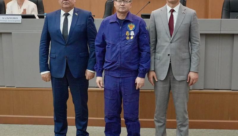 Достижения жителей Новороссийска отметили в администрации города