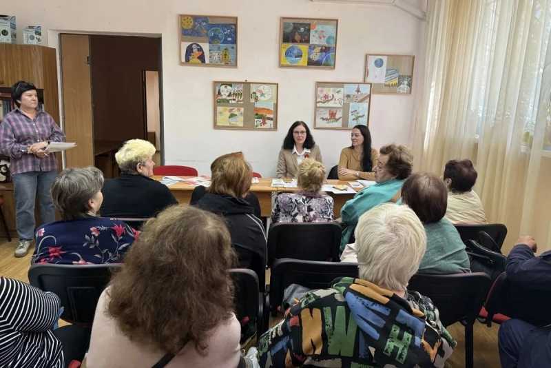 Налоговые инспекторы рассказали участникам ТОС о возможностях электронных сервисов ФНС России