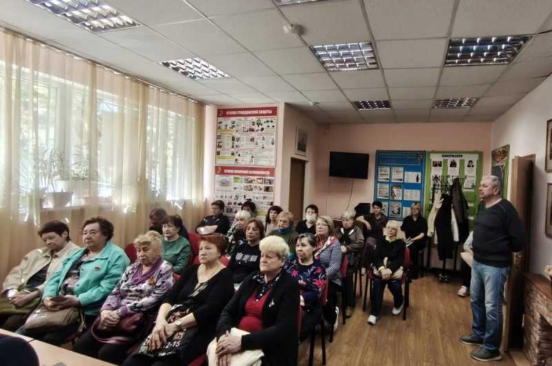 Налоговые инспекторы рассказали участникам ТОС о возможностях электронных сервисов ФНС России
