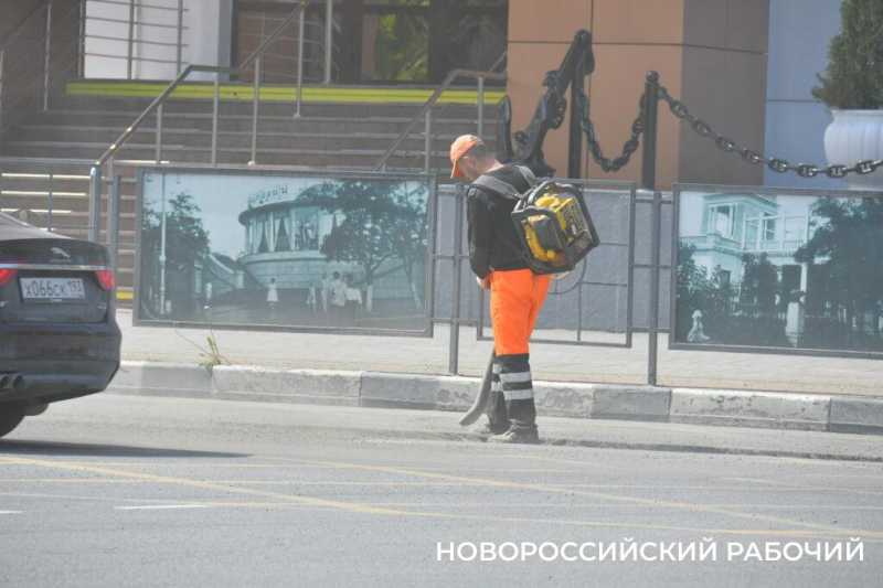 Новороссийцы маются в пробках из-за дорожных ремонтов