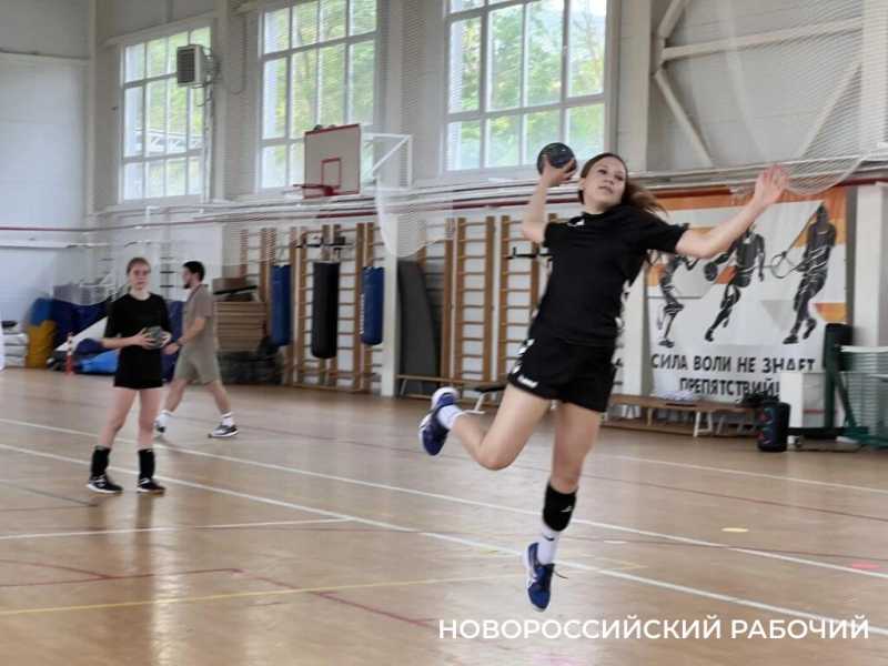 Новороссийский тренер отыскал в сельской школе &laquo;серебряный резерв&raquo;