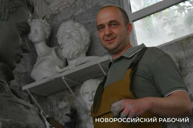 Скульптор из Новороссийска о создании &laquo;Белой невесты&raquo; &mdash; символа Геленджика и поисках &laquo;нужного плеча&raquo;
