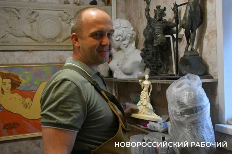 Скульптор из Новороссийска о создании &laquo;Белой невесты&raquo; &mdash; символа Геленджика и поисках &laquo;нужного плеча&raquo;