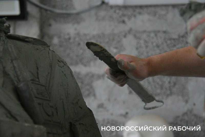 Скульптор из Новороссийска о создании &laquo;Белой невесты&raquo; &mdash; символа Геленджика и поисках &laquo;нужного плеча&raquo;