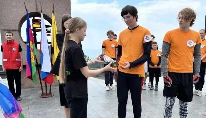 Участники краевой велосипедной патриотической туриады «Эстафета памяти» посетили город-герой Новороссийск