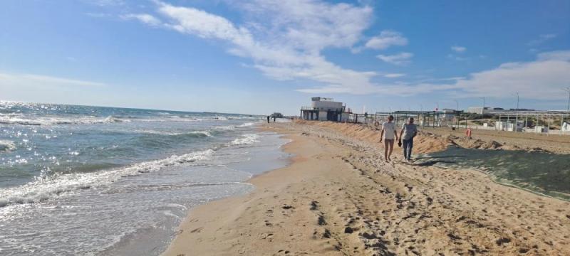 В Анапе позеленело море. Стоит ли ехать на выходные на песчаные пляжи? &nbsp;