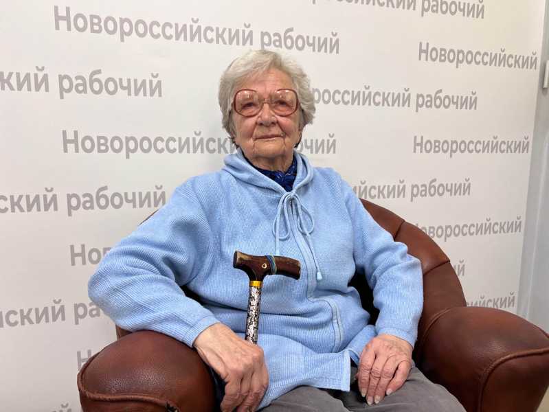 &laquo;В Новороссийске ловили каждое слово из приемника!&raquo; Сегодня &mdash; День радио