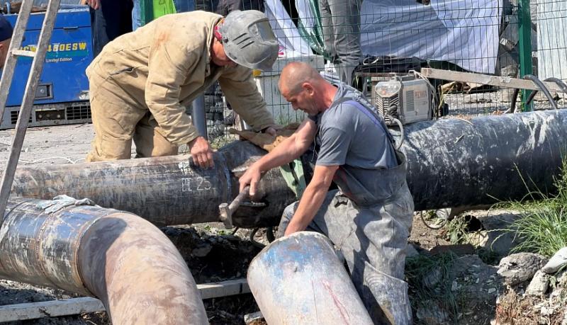 В Новороссийске продолжаются работы по восстановлению водоснабжения жителям Приморского и части Центрального районов