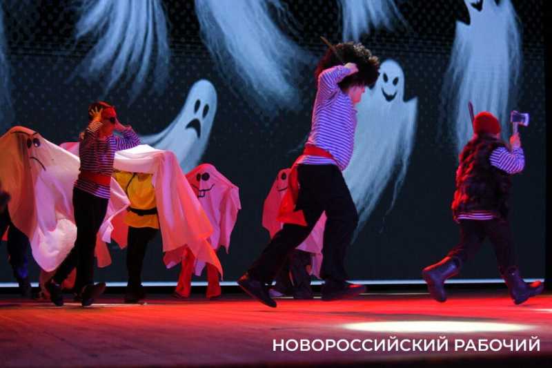В Новороссийске школьные театры взращивают будущих звезд сцены