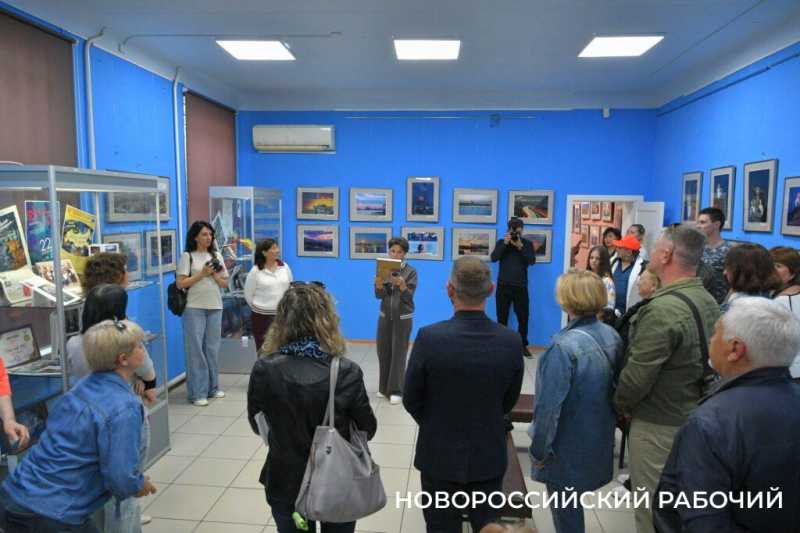 В Новороссийске старый фотоклуб отметил юбилей новой выставкой