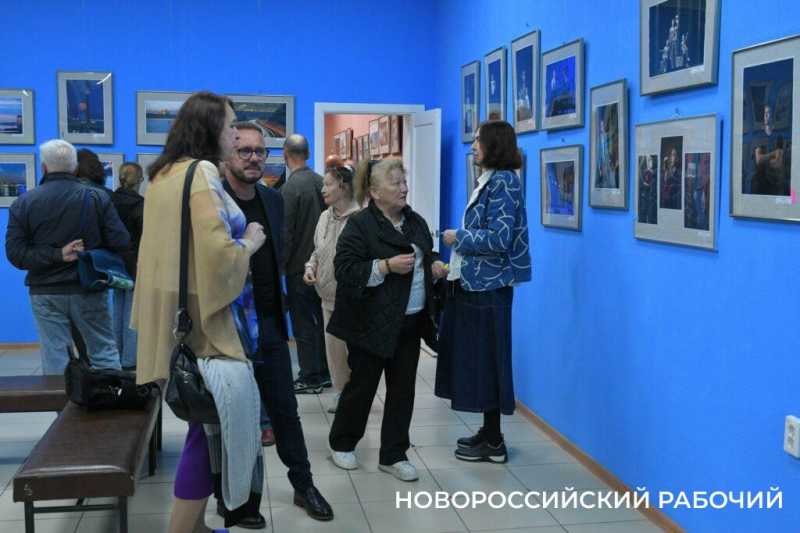 В Новороссийске старый фотоклуб отметил юбилей новой выставкой