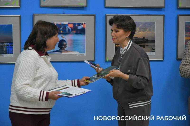 В Новороссийске старый фотоклуб отметил юбилей новой выставкой