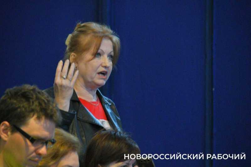 &laquo;Закрыть! И никаких дебатов!&raquo; &mdash; потребовали участники общественных слушаний по реконструкции мусорного полигона Новороссийска