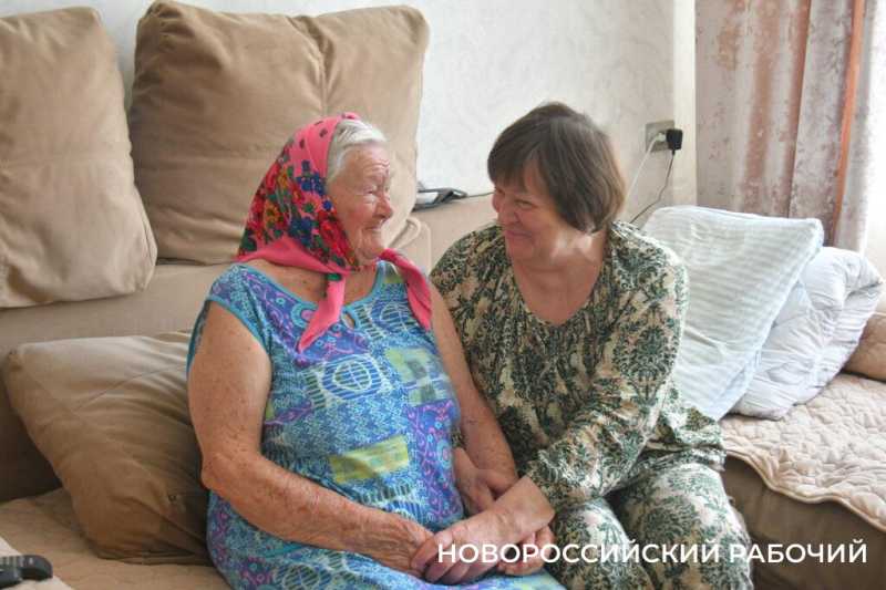 8 июня &mdash; День соцработника. &laquo;Я в стариках вижу  детей, которые нуждаются в помощи. Им многое прощается&raquo;