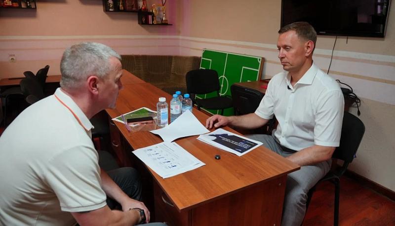 Андрей Кравченко посетил учебно-тренировочную базу «Черноморец»
