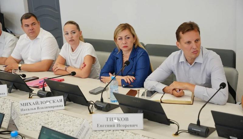 Час контроля: глава Новороссийска потребовал от своей команды работать с предельной точностью и согласно утвержденным дорожным картам