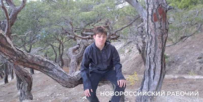 Куда в Новороссийске пойти вечером с пледом и бутербродами