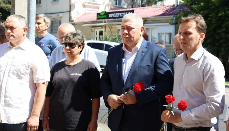 Мужество Николая Сергеевича Мельника и Константина Андреевича Шибанова станет примером для будущих поколений