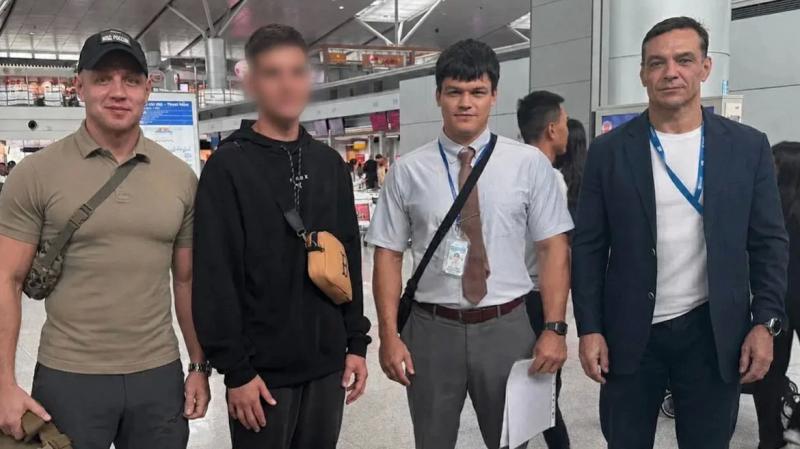 Охотника на мидий в бухте Новороссийска поймали во Вьетнаме
