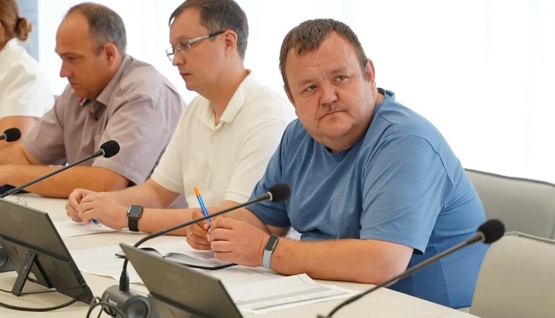 В администрации Новороссийска обсудили вопросы завершения строительства ЖК «Симфония»