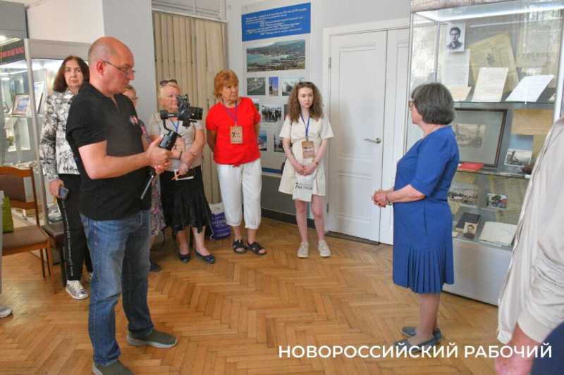В Новороссийске открылась выставка памяти Павла Когана