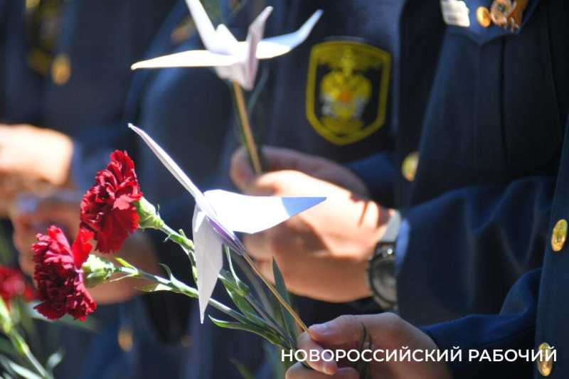 В Новороссийске прошла акция &laquo;Журавли над Цемесской бухтой&raquo;