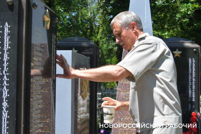 В Новороссийске прошла акция &laquo;Журавли над Цемесской бухтой&raquo;