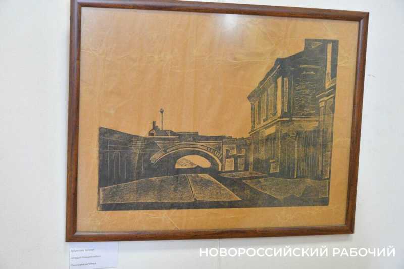В Новороссийске прошла выставка молодых художников