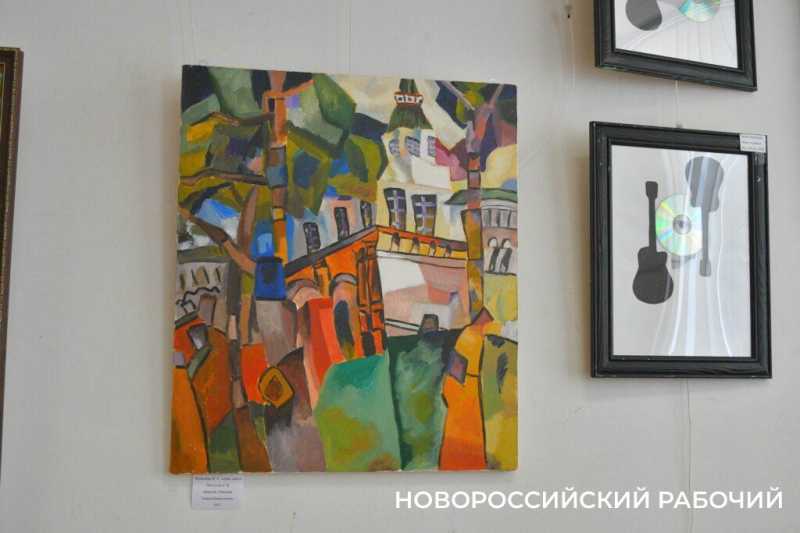 В Новороссийске прошла выставка молодых художников