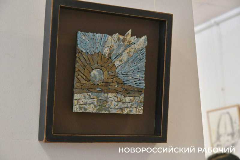 В Новороссийске прошла выставка молодых художников