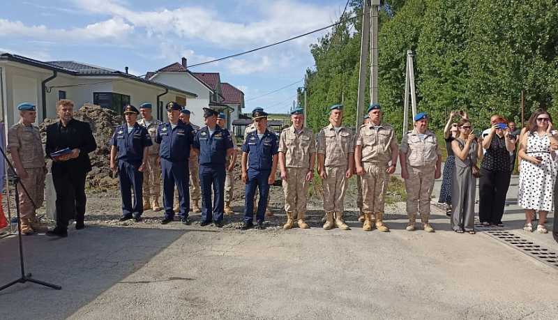 В память о герое СВО Павле Олеговиче Тимофееве в станице Натухаевской открыли стелу «Имя героя – в сердце каждого!»