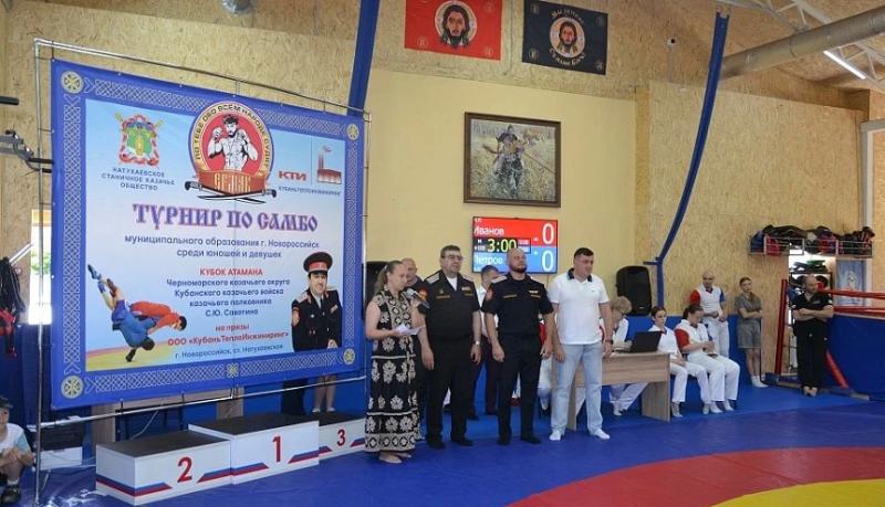 В станице Натухаевской состоялся турнир по самбо на Кубок атамана Черноморского казачьего округа