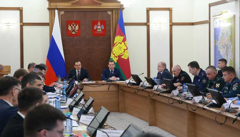 Вениамин Кондратьев: Все силы и средства в Краснодарском крае должны работать в режиме повышенной готовности к реагированию на любые нештатные ситуации
