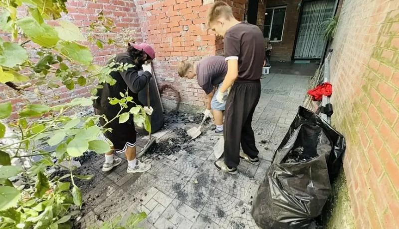 Андрей Кравченко: администрации внутригородских районов Новороссийска продолжают прием документов и формирование списков пострадавших от атаки БПЛА