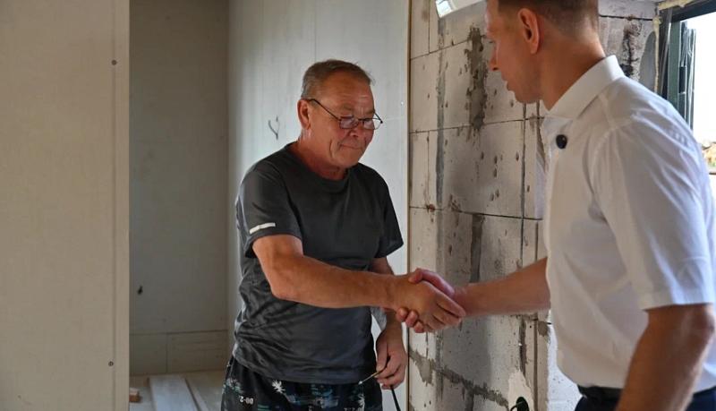 Андрей Кравченко проверил ход восстановительных работ в частном секторе Восточного района