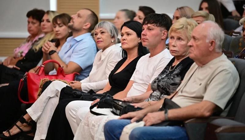 Андрей Кравченко вместе с председателями ТОС наметил планы дальнейшей совместной работы на благо Новороссийска