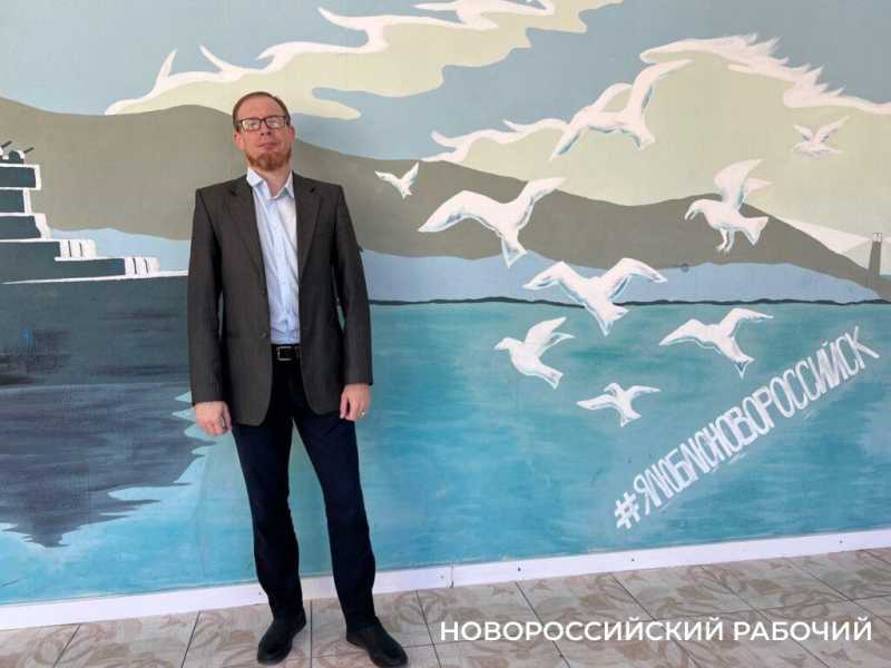 Физкультура без плесени. В новороссийской школе отремонтирован спортзал