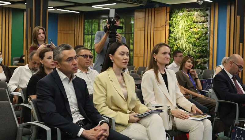 Кубанские предприниматели проходят обучение в Академии экспорта