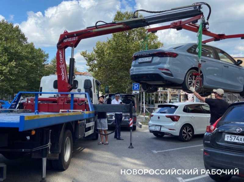 Лаваш, зелёный лук и штраф 4200: почём в Новороссийске &laquo;спонтанно заехать на рынок&raquo;