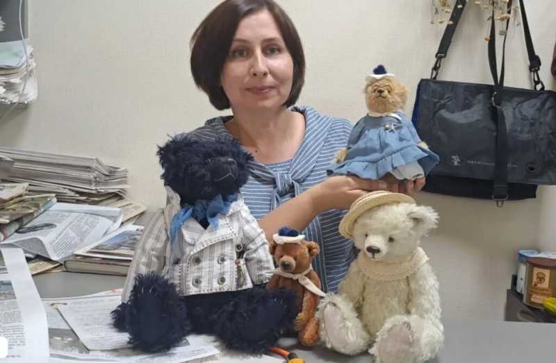Мастерица из Новороссийска возит в Китай на кукольные балы своих мишек Тедди