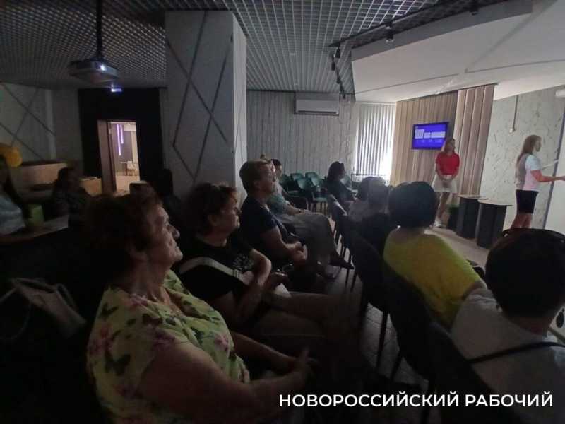 &laquo;Не ориентироваться на вандалов&raquo;: в Новороссийске обсудили будущее Октябрьской площади