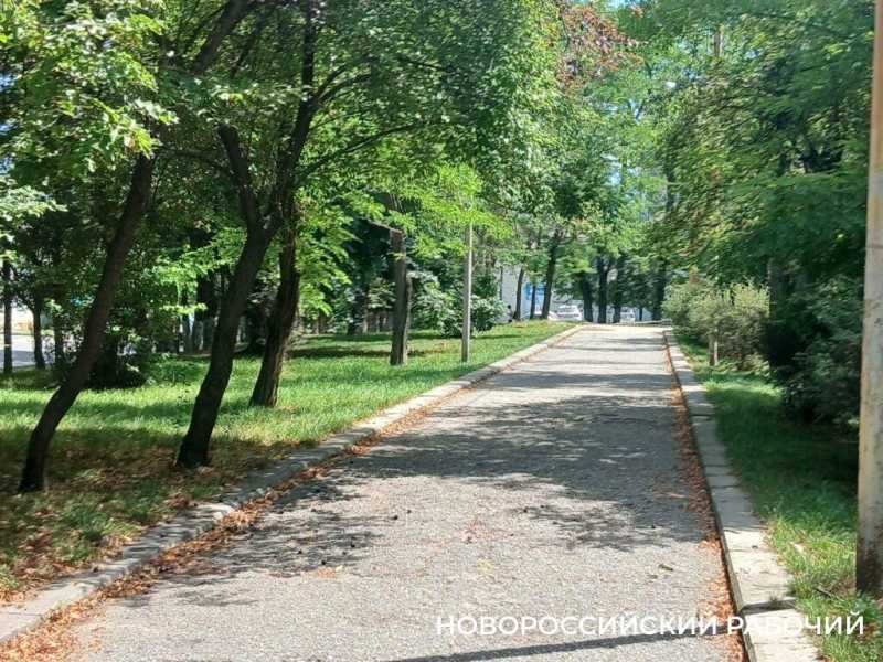 &laquo;Не ориентироваться на вандалов&raquo;: в Новороссийске обсудили будущее Октябрьской площади
