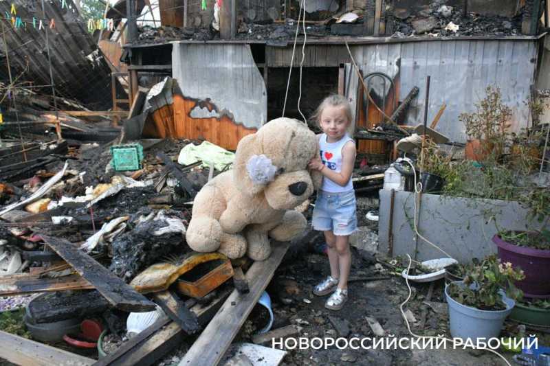 Новороссийцы, чьи дома пострадали, делятся переживаниями о жуткой ночи