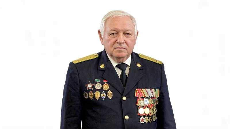 Новороссийск простится с Александром Корсуворовым
