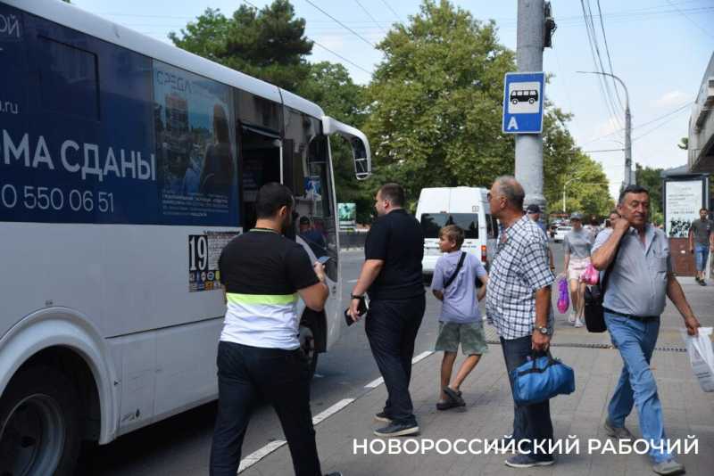 В автобусах Новороссийска стали устанавливать датчики температуры