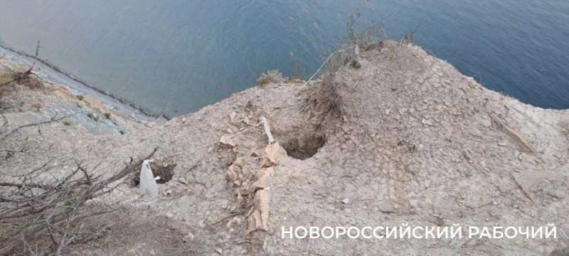 В Новороссийске горные склоны грозят обвалами (есть адреса)