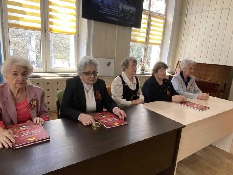 В Новороссийске издана книга о бывших малолетних узниках