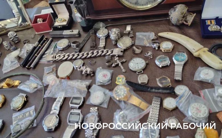 В Новороссийске на «Ярмарке увлечений»продают мелочь из СССР, «Тройной одеколон» и пейзаж КТК
