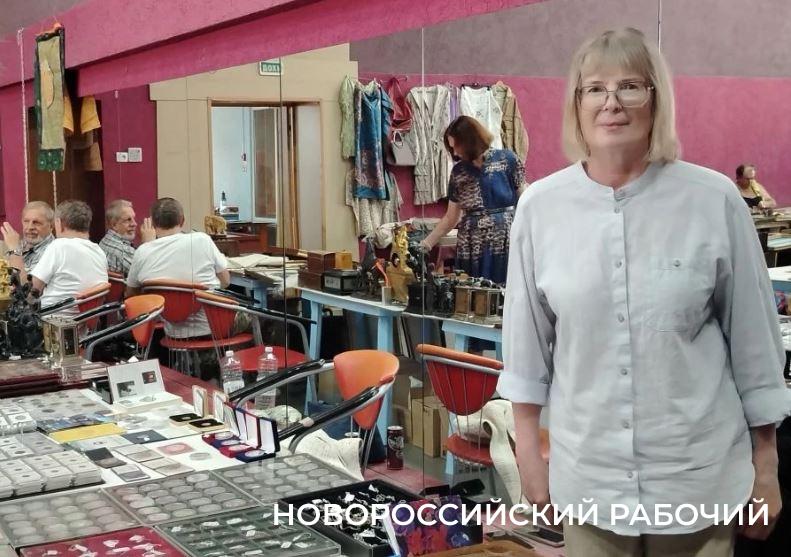 В Новороссийске на «Ярмарке увлечений»продают мелочь из СССР, «Тройной одеколон» и пейзаж КТК